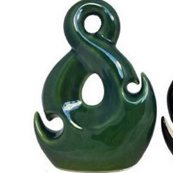 Picture of Single twist cut out green