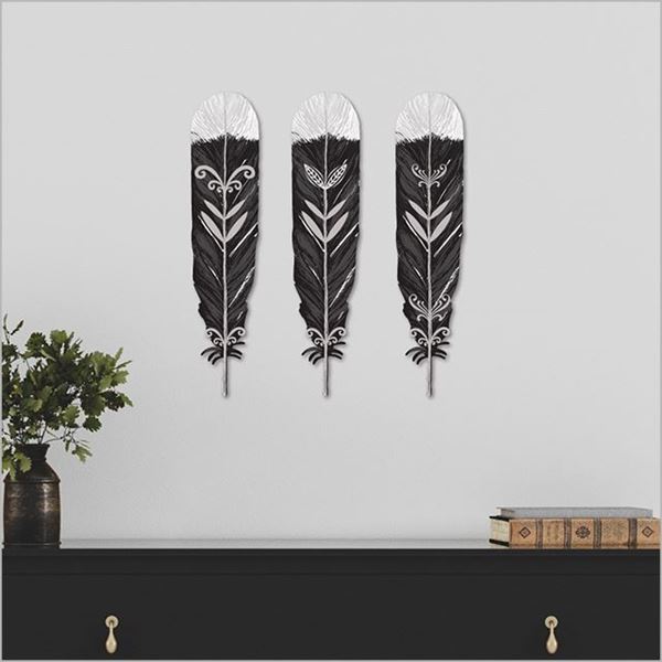 Picture of Set of 3 huia feathers art
