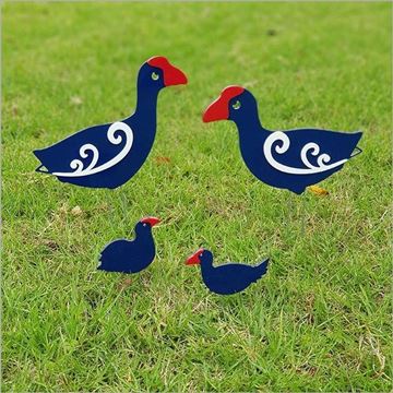 Picture of Pukeko family garden stakes