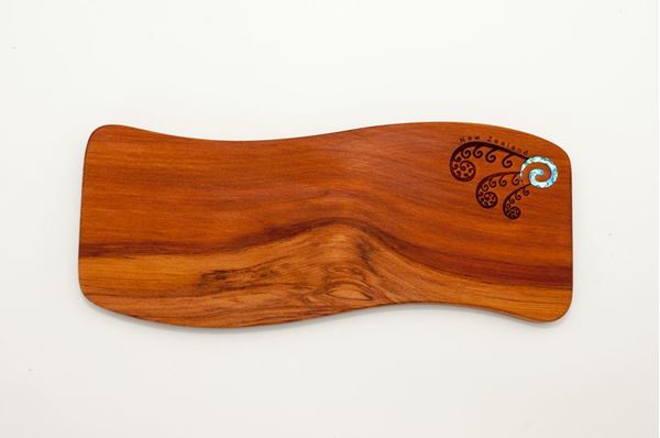 Picture of Small cheese platter engraved