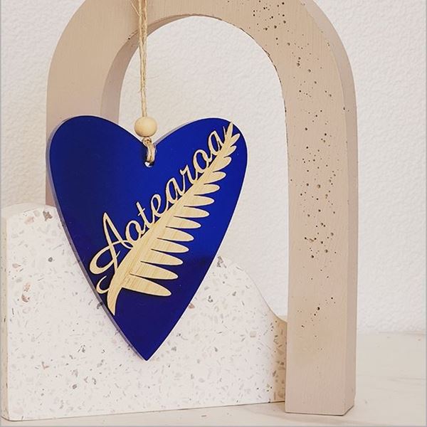 Picture of Heart silver fern aotearoa