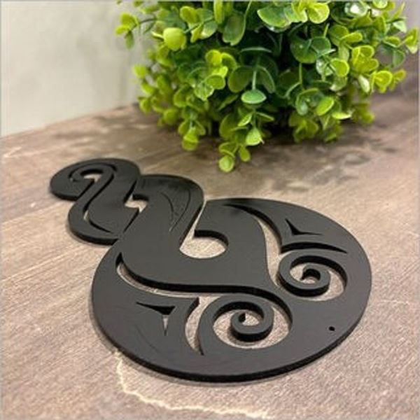 Picture of Black pikorua art