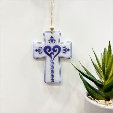 Picture of Cross heart hanging art