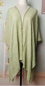 Picture of Lime leaves lace cape