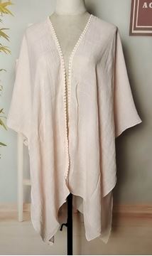 Picture of Pink leaves lace cape
