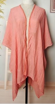 Picture of Watermelon leaves lace cape