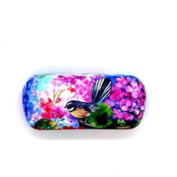Picture of Pink fantail sunglasses case