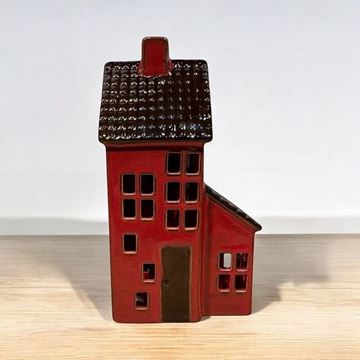 Picture of Large red house tealight