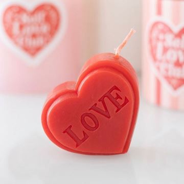Picture of Red love heart candle