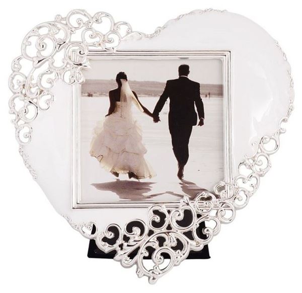 Picture of Eternal love heart frame