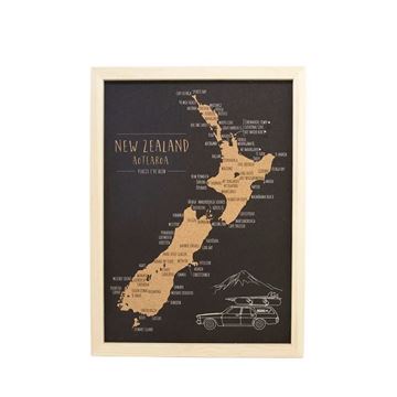 Picture of NZ map A3 pin cork board