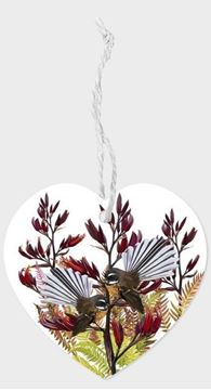 Picture of Glass heart fantail duo