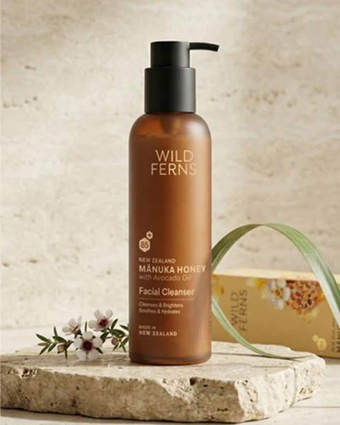 Picture of Manuka honey facial cleanser