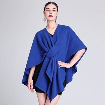 Picture of Cape pull through cobalt