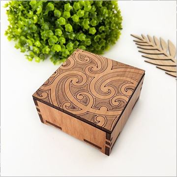 Picture of Trinket box ta moko 2