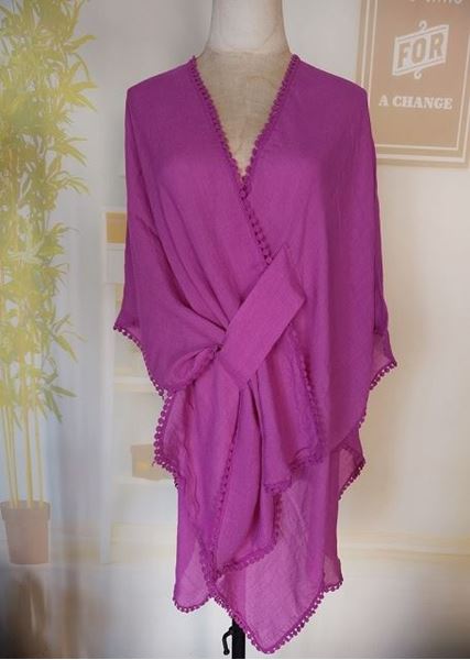 Picture of Pull through cape hot pink