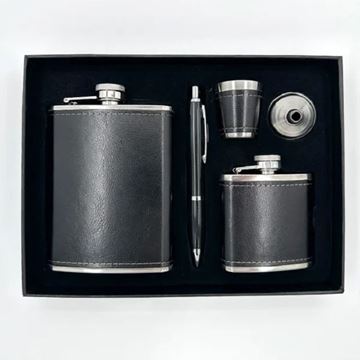 Picture of Black hip flask set with pen